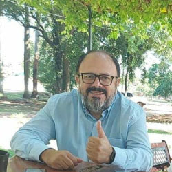 Ing. Agr. Roberto López Miembro Titular AIAP